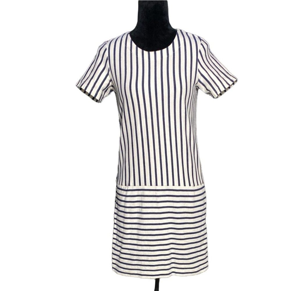 UNI QLO Shift Dress S Cream Navy Blue Stripes Heavy Tee Shirt Style Pockets Cute